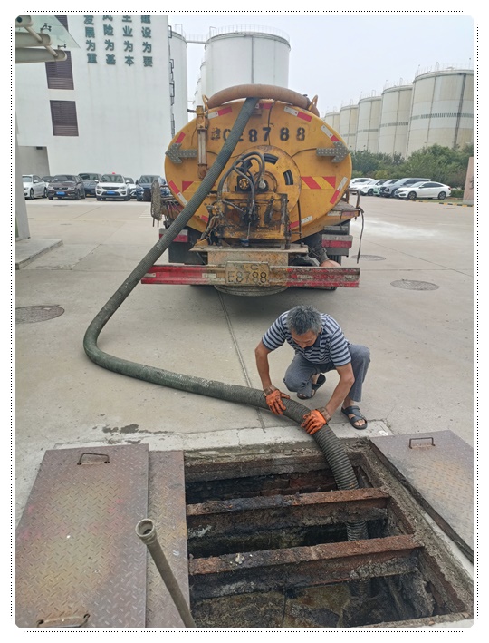 蕉岭隔油池清掏